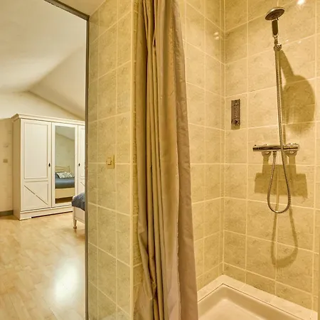 Holiday home Cape - Maison Avec Piscine Et Jacuzzi Thenac (Dordogne)
